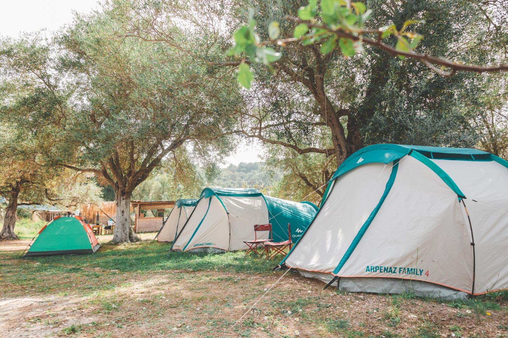Olive Camping Himare Luaran gambar